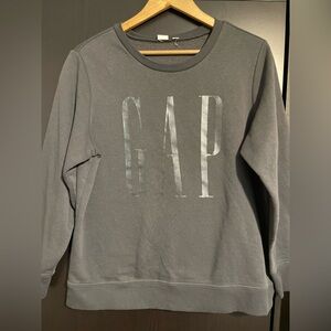 GAP Women’s Sweatshirt